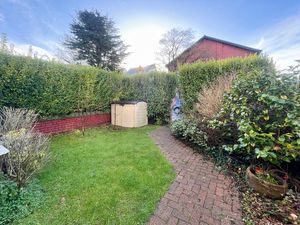 Photo 6- click for photo gallery